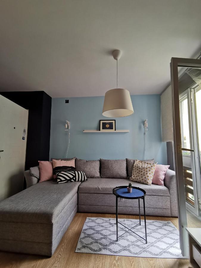 ホテル Nest ベオグラード エクステリア 写真